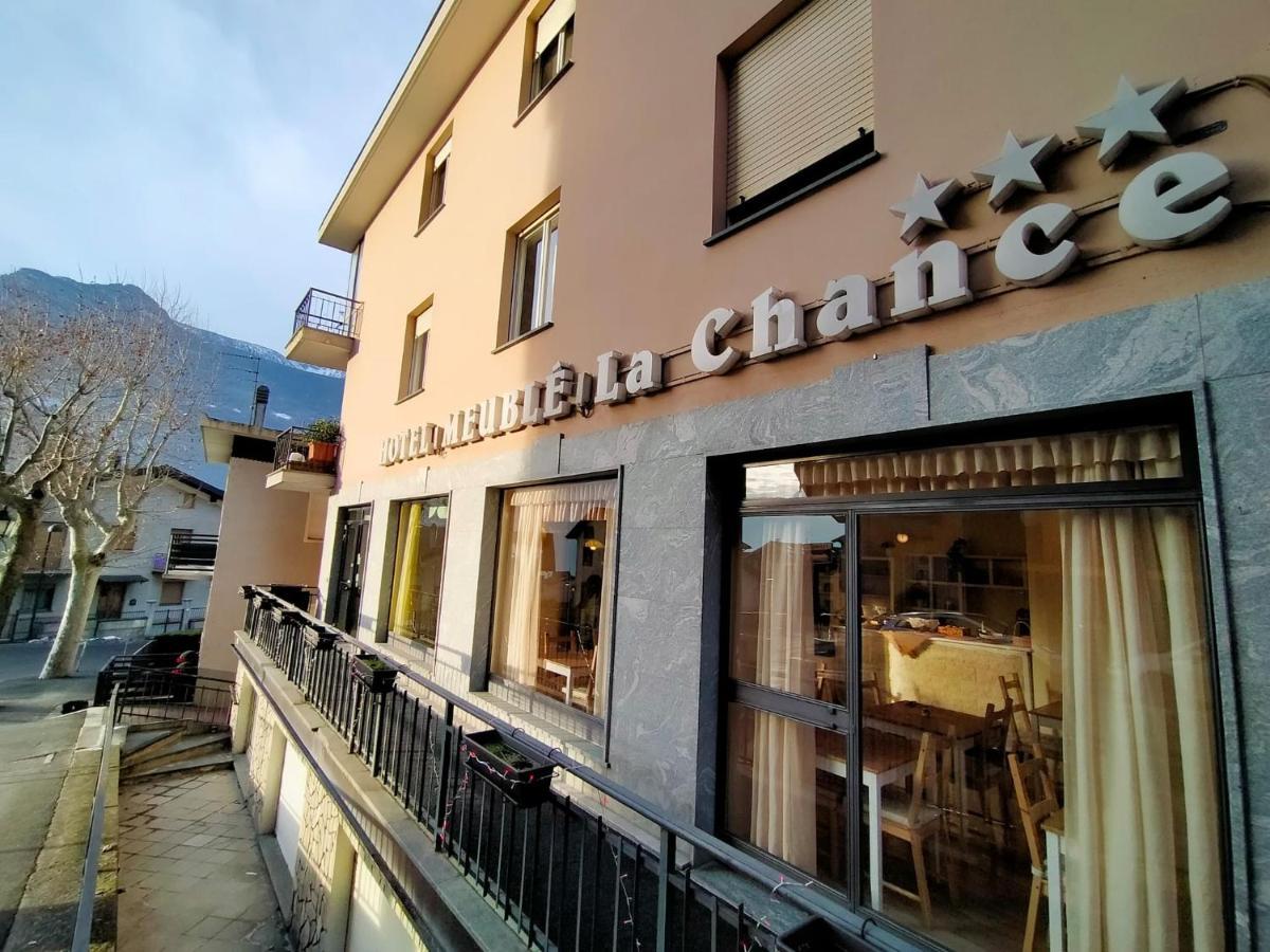 Hotel La Chance Saint-Vincent Ngoại thất bức ảnh